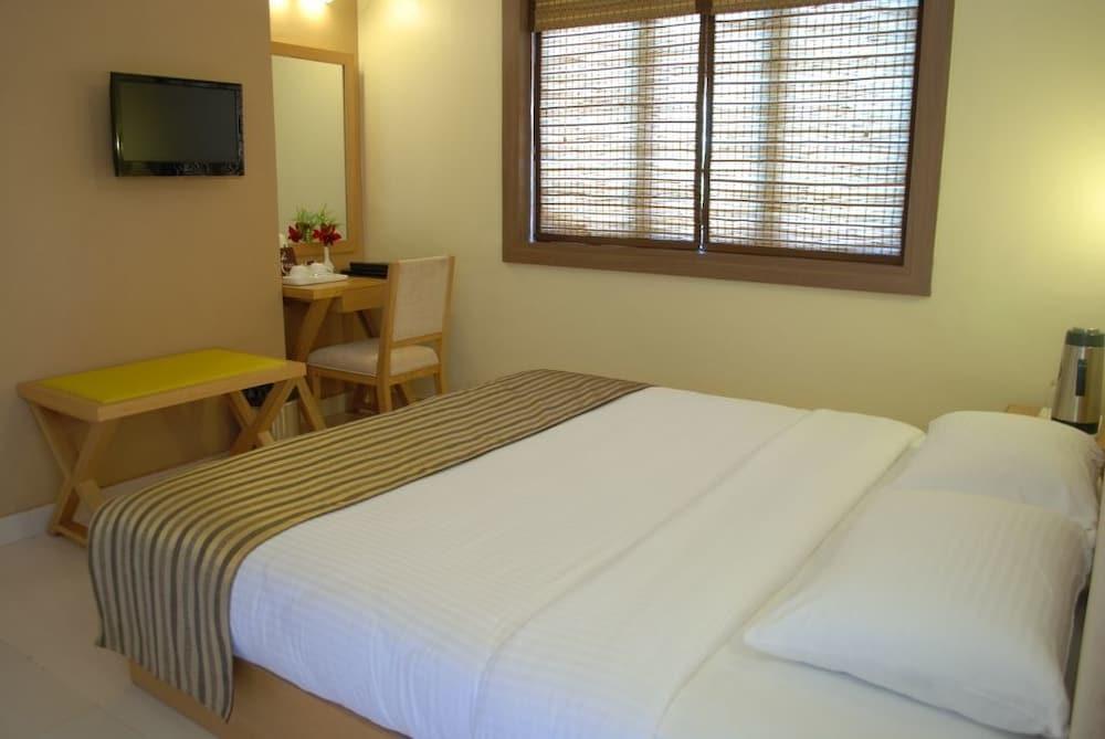 Santa Cruz Sandalwood Hotel & Suites מראה חיצוני תמונה