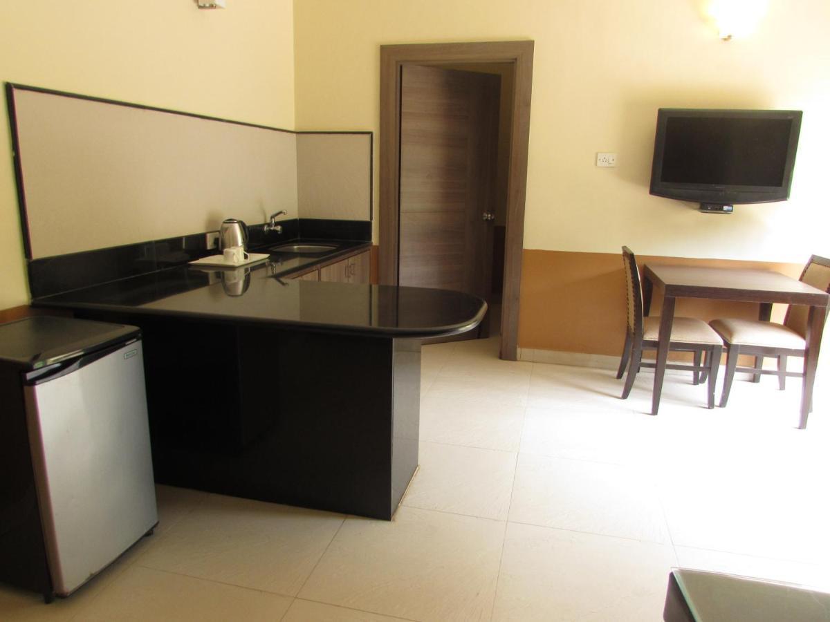 Santa Cruz Sandalwood Hotel & Suites מראה חיצוני תמונה