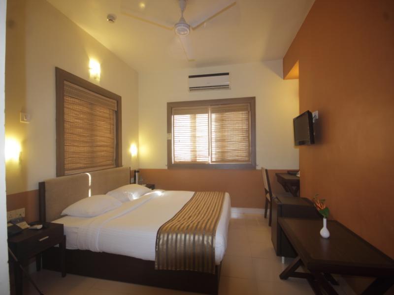 Santa Cruz Sandalwood Hotel & Suites מראה חיצוני תמונה